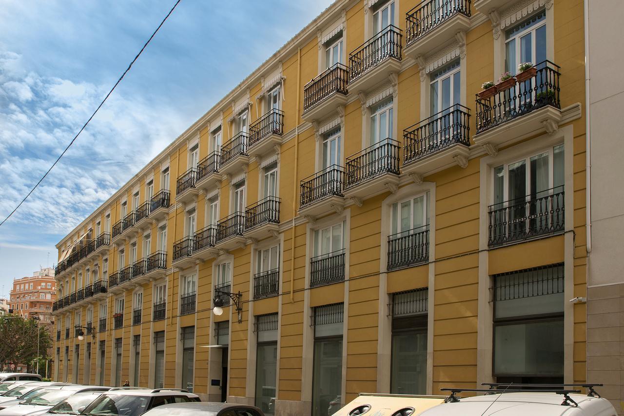 Beds & Breaks Nyman Apartment Valencia Ngoại thất bức ảnh